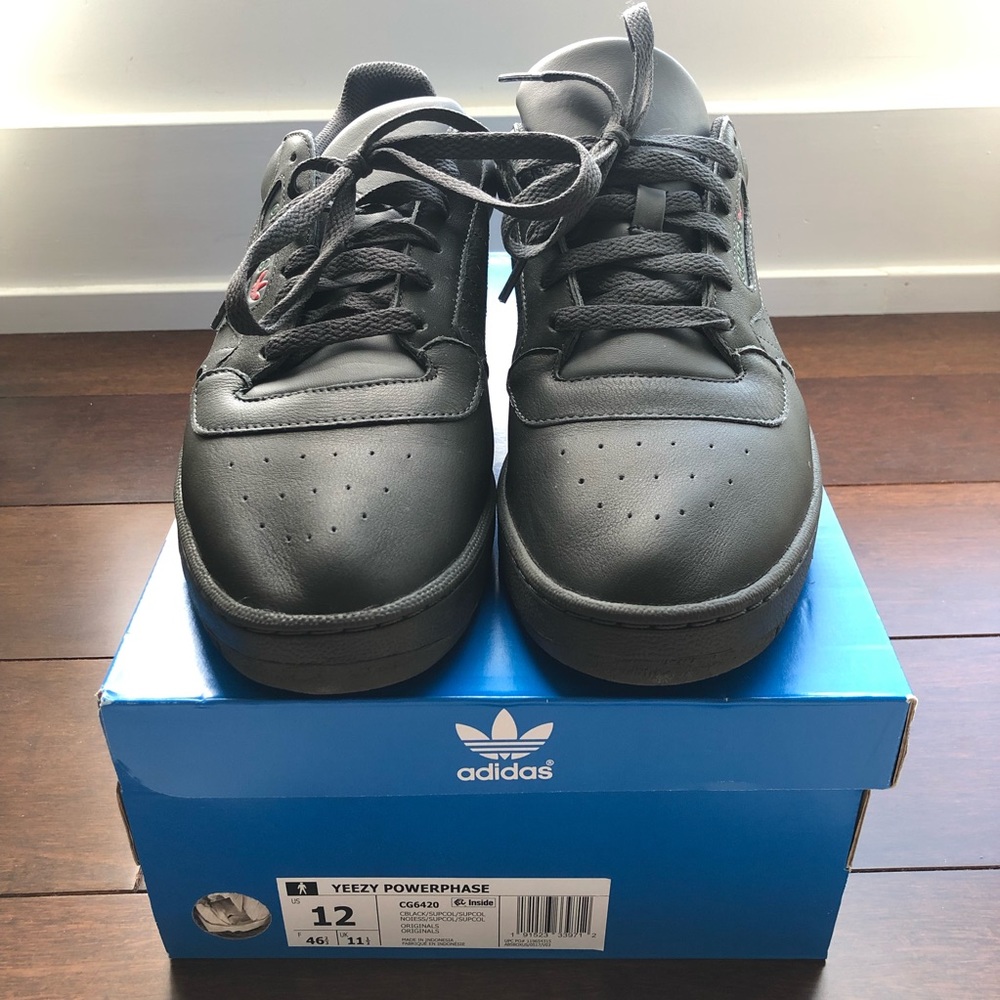 Men’s Yeezy Powerphase